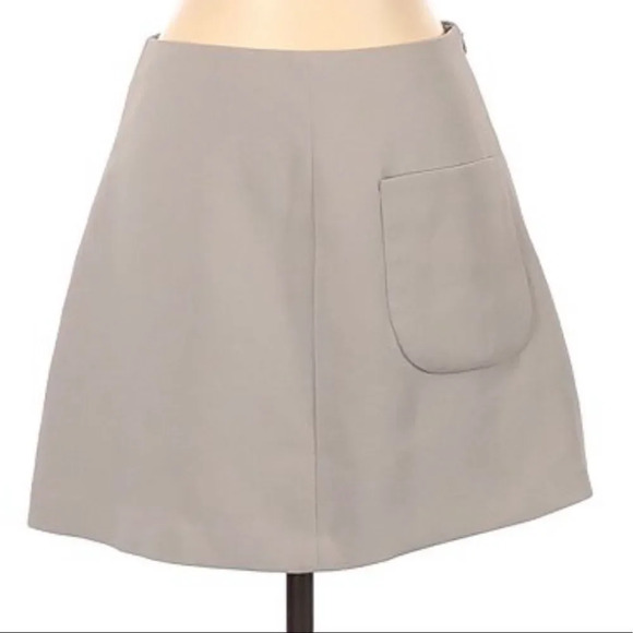 Wilfred beige silk one pocket mini skirt - Picture 2 of 11